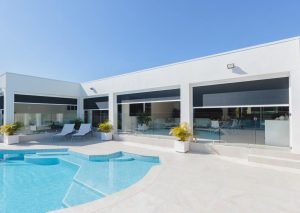 outdoor blinds by the pool area